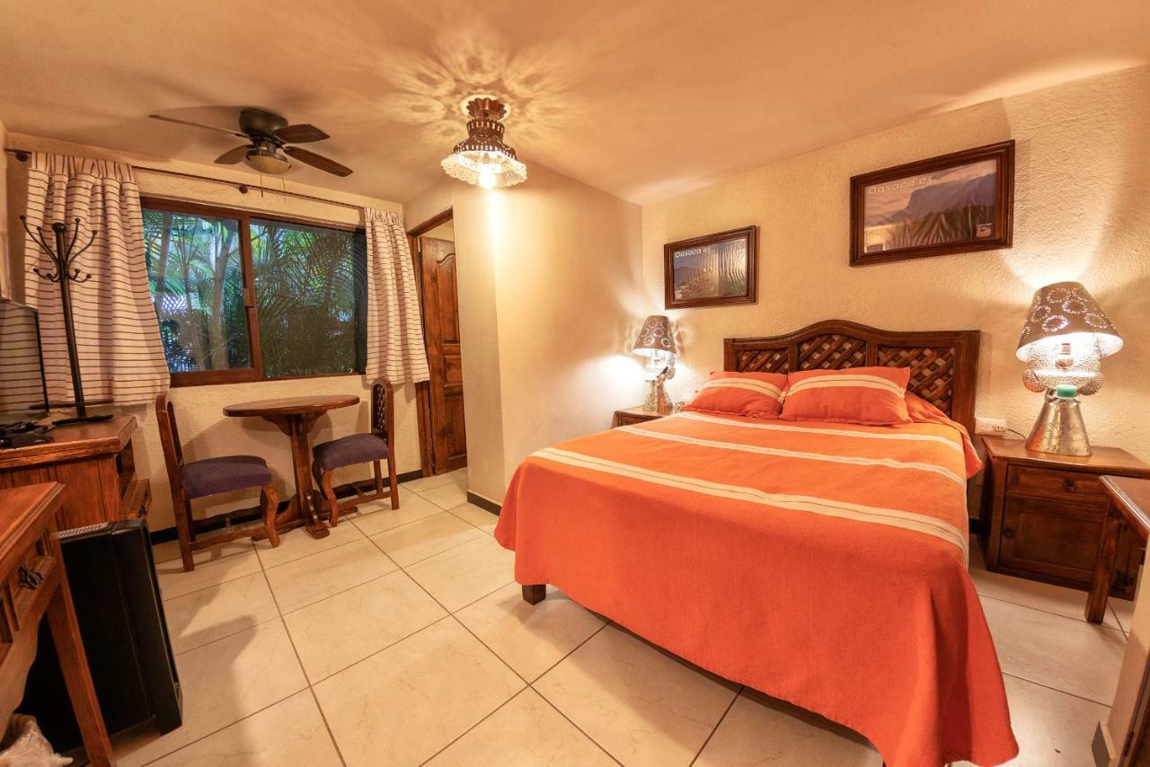 Hotel Casa Yunenisa Oaxaca Екстер'єр фото