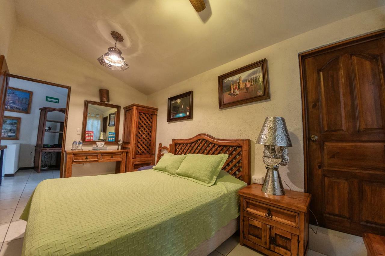 Hotel Casa Yunenisa Oaxaca Екстер'єр фото