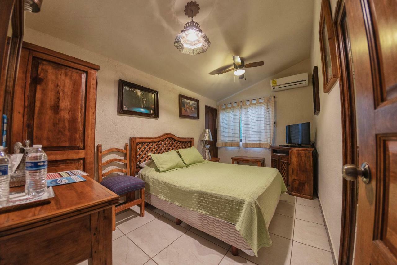 Hotel Casa Yunenisa Oaxaca Екстер'єр фото